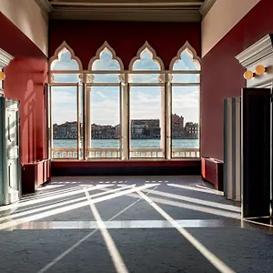 https://il-palazzo-experimental.hotelinveneto.com
